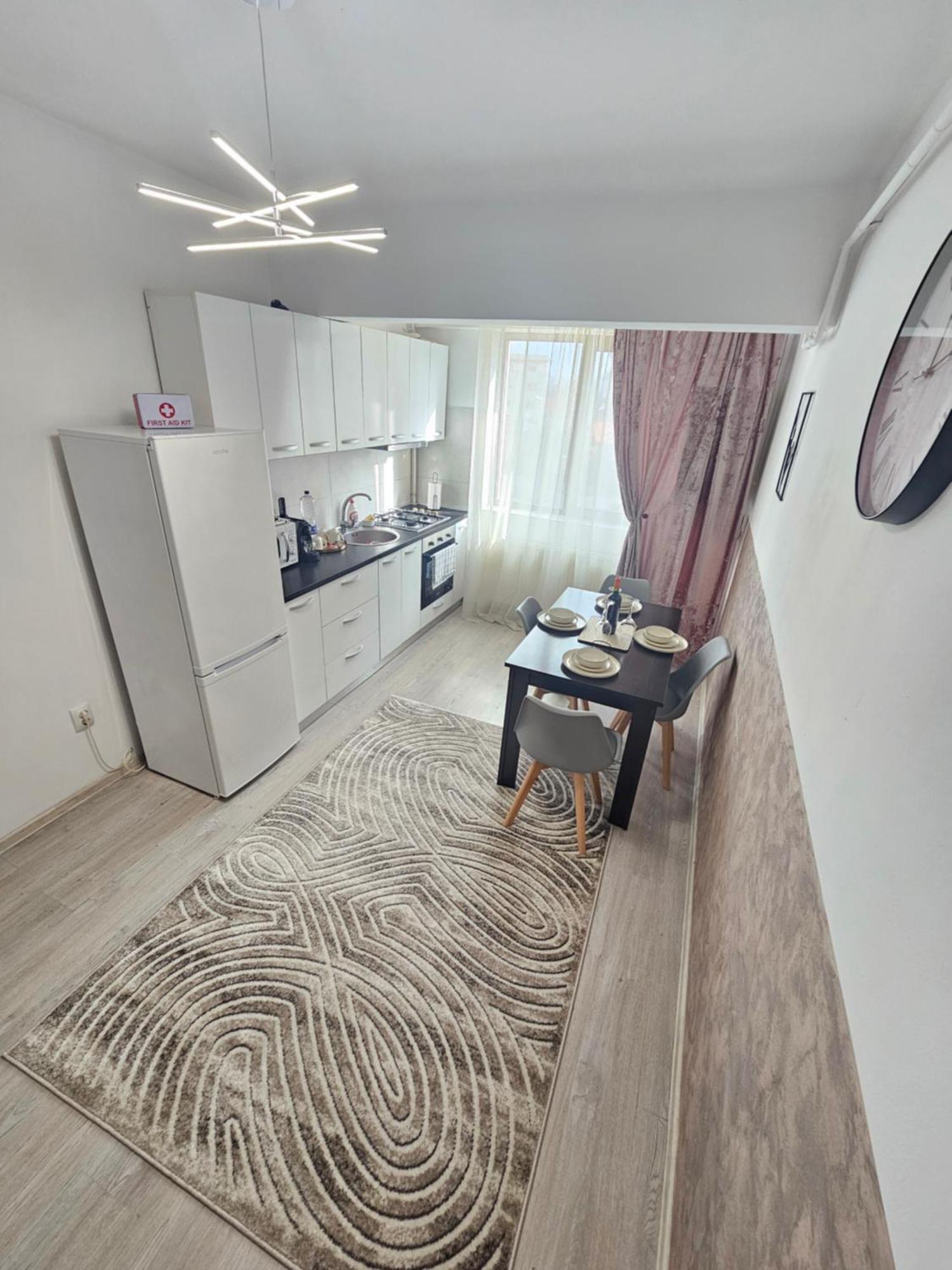 Enjoy My Home Near Palas Mall 2 Iasi Exterior photo